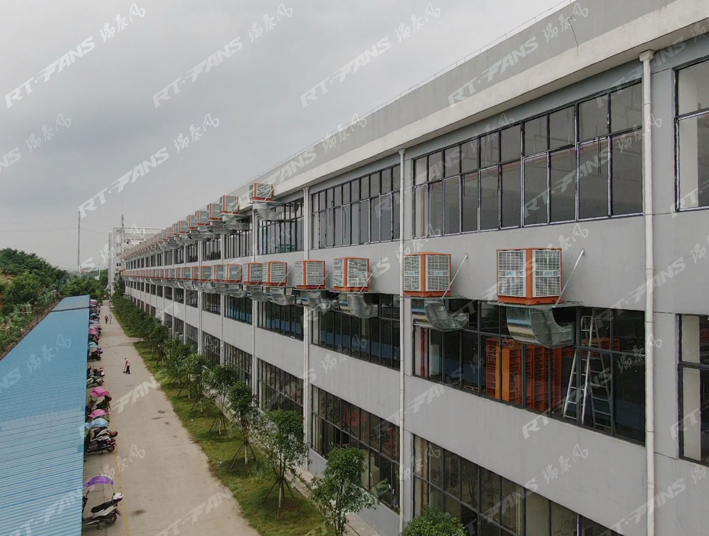 眾里尋他千百度，想要幾度就幾度——專注通風(fēng)降溫的蒸發(fā)式冷氣機！