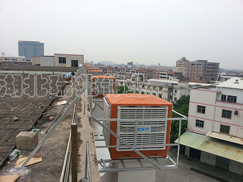 潤東方車間降溫環(huán)?？照{(diào),瑞泰風工業(yè)大風扇,瑞兆冷風機廠家,冷風機廠家,工業(yè)風扇,廠房降溫,車間降溫,工廠降溫,車間溫控設(shè)備,車間降溫設(shè)備,工廠降溫設(shè)備,車間降溫方案,廠房降溫方案,工廠降溫方案,電商物流倉儲降溫方案