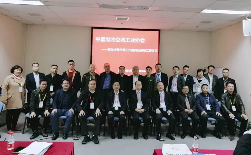 環(huán)?？照{(diào),冷風(fēng)機(jī),冷風(fēng)機(jī)廠家,工業(yè)風(fēng)扇,廠房降溫,車間降溫,工廠降溫,車間溫控設(shè)備,車間降溫設(shè)備,工廠降溫設(shè)備,車間降溫方案,廠房降溫方案,工廠降溫方案,電商物流倉儲降溫方案